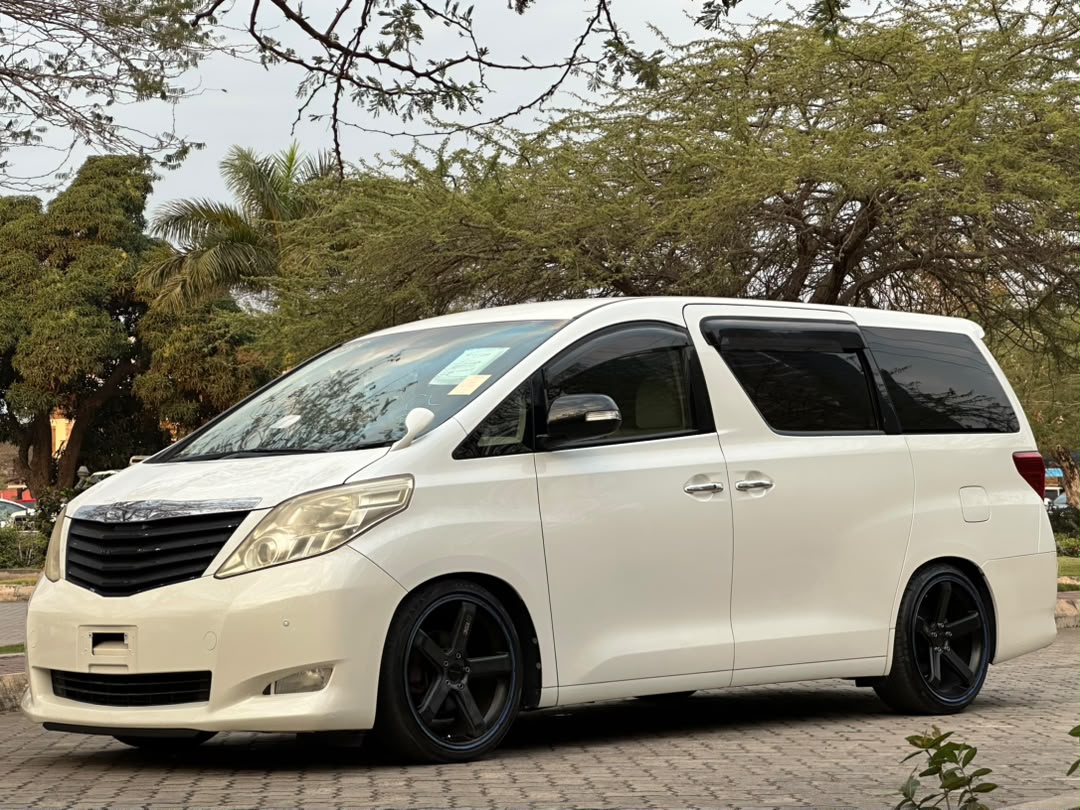 TOYOTA ALPHARD thumbnail 2